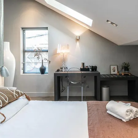 Fresh Modern Suite, Close To Hotspots 3* Oss