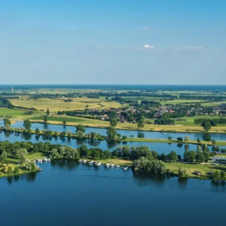 Fresh Modern Suite, Close To Hotspots