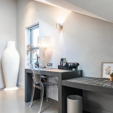 Apartment Fresh, Modern Near Hotspots *