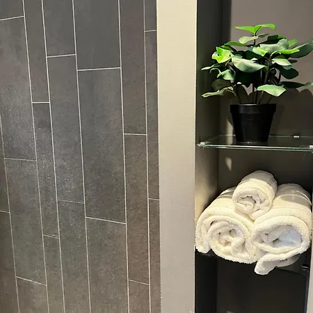 Vendégház Fresh Modern Suite, Close To Hotspots Oss